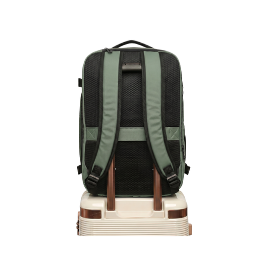 Mochila de Viaje Viral Llaima Expandible 32L Dakota Verde Oscuro