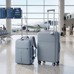 Combo Mochila Travel Navigator 36L Light Blue + Maleta Mediana Marksman M 24" Celeste