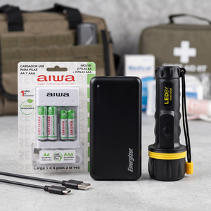 Combo Emergencia: Powerbank 10.000 mAh Energizer + Cargador de Pilas AIWA + Linterna S.O.S LED 40LM