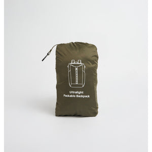 Combo Mochila Trekking Militar Llaima 16 Lt y Jockey Llaima Maipo Beige