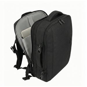 Mochila Viaje Viral XL 40L Llaima Negro. Repelente al agua BTS26