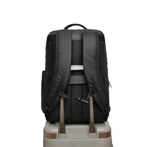 Mochila de Viaje Viral XL Expandible 49L. 2 en 1. Black Llaima