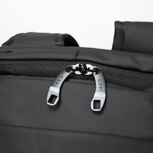 Mochila Viaje Viral 45L. Resistente al Agua. Kippi Negro
