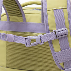 Combo Mochilas de Viaje Viral Kippi 45L Pistacho + Rosada Resistentes al Agua.
