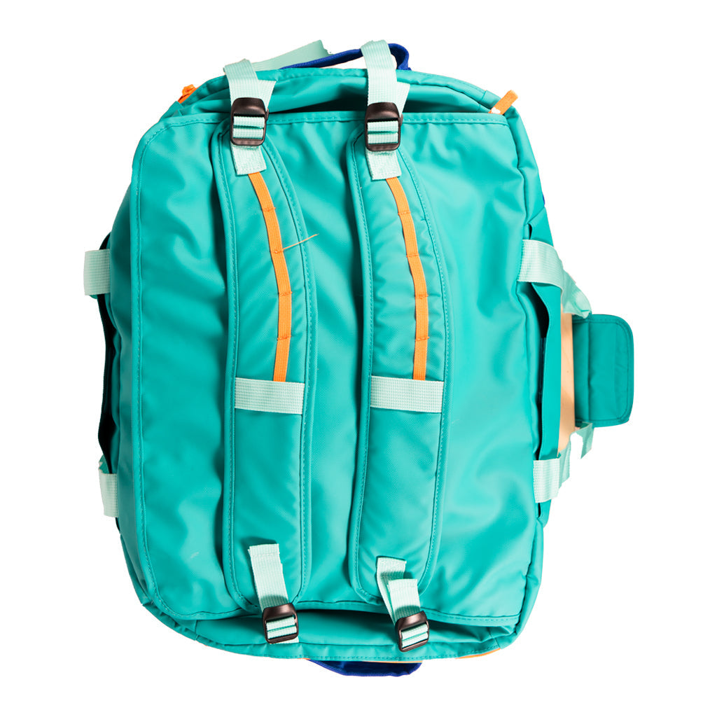 Bolso / Mochila XL Viaje. Resistente al Agua. 50L. tirantes tipo Mochila ó Bolso. Gout
