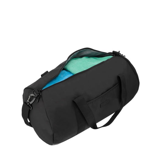 Combo Mochila Jane Negra Llaima, Tela impermeable + Bolso Duffel 40L - Large. Nyla Negro Saxoline