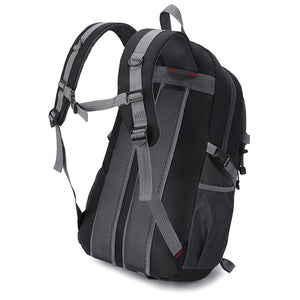 Mochila Outdoor Trekking. 33L. Llaima Black