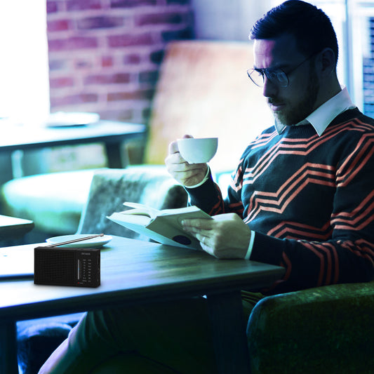 Radio Aiwa Awfml2 Am-Fm Análogo Portátil Conector 3.5 Mm