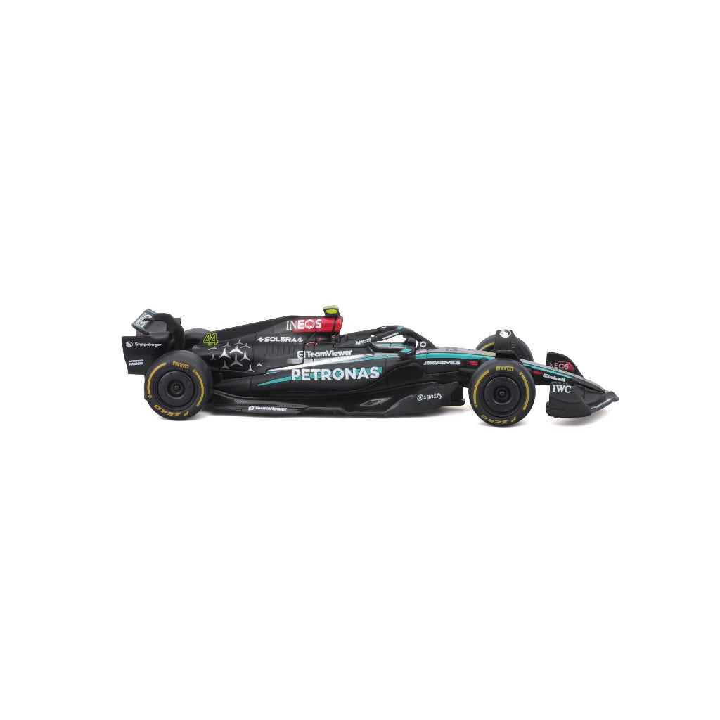 Auto Escala 1:43 Race Mercedes W15 Lewis Hamilton 2024