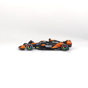 Auto Escala 1:43 MCL38 McLaren Oscar Piastri 2024