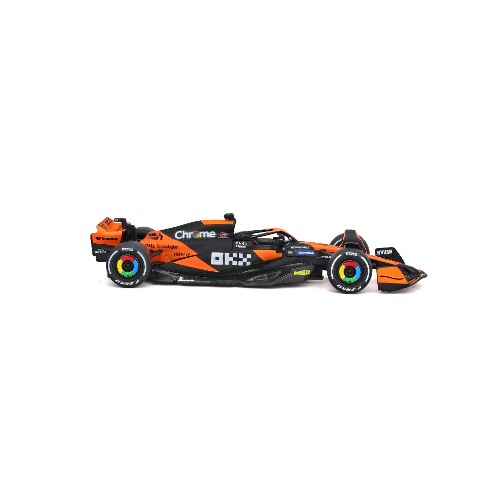 Auto Escala 1:43 MCL38 McLaren Oscar Piastri 2024