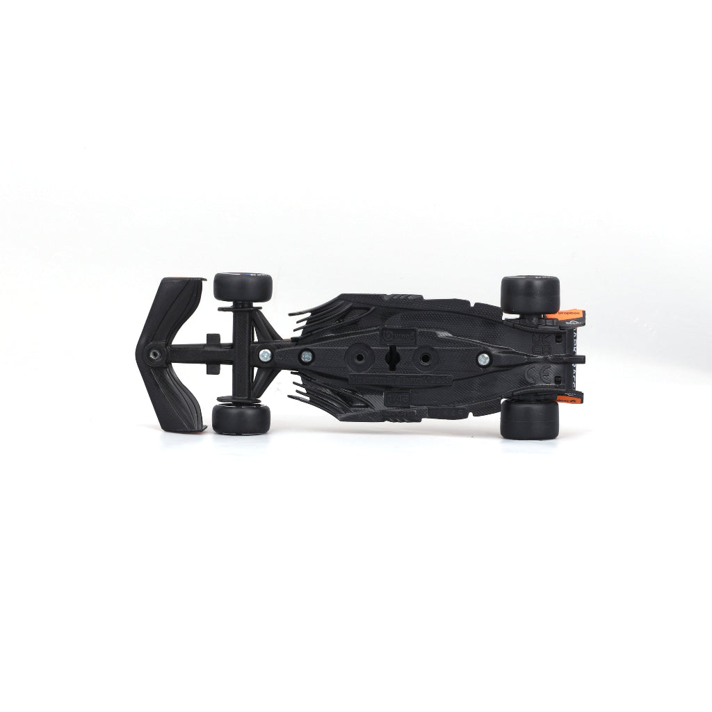 Auto Escala 1:43 MCL38 McLaren Oscar Piastri 2024