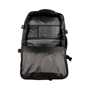 Combo 2 Mochilas Viaje Viral: 1 Mochila 44 L Gout Black y 1 Mochila Viaje Viral Cabina 31L Premium Beige. Resistentes al agua
