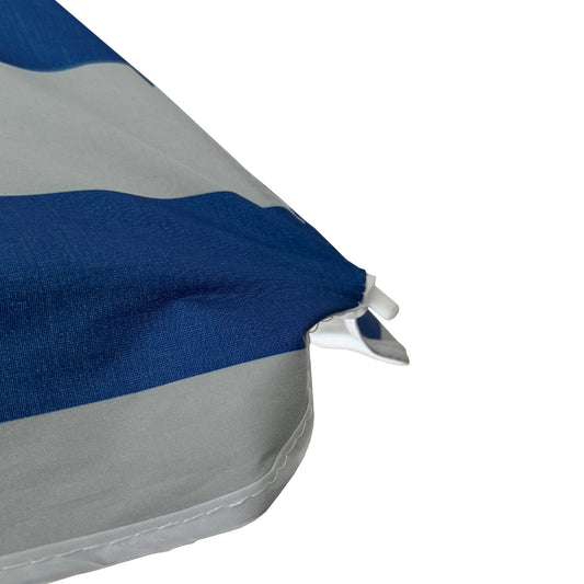 Combo 2 Sillas Plegables Apoya brazos Verde y Celeste Navigator + 1 Quitasol UV 1,6m Llaima Azul/Blanco