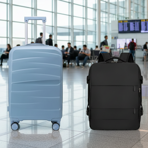 Combo Maleta (S) Light Blue y Mochila Viaje Viral Cabina 40L Black