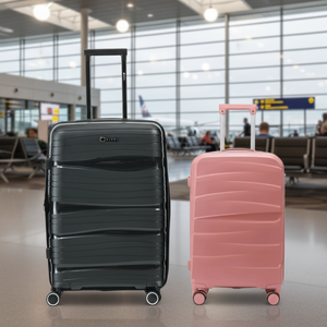 Combo 2 Maletas. Maleta Kippi (L) Rígida Wavy Negro y Maleta de Cabina (S) Rosado Oscuro