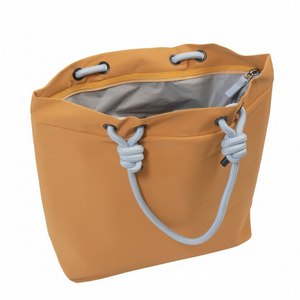 Combo Bolso Cooler Impermeable 16.5Lt Beige Con Cierre y Banano Rosado