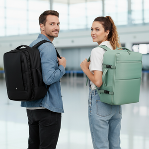 Combo 2 Mochilas de Viaje Viral Cabina. 1 Mochila Negra 30L y 1 Mochila 40L Mint Green