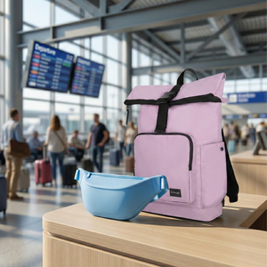 Combo Banano Silicona Celeste y Mochila Saxoline Preston Roll Top Lila 35 L