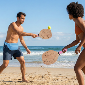 Combo Banano Silicona Celeste y Set Paletas de Playa Rosado