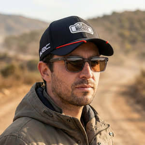 Combo Jockey Rally Chile Bio Bio + Lentes De Sol Kuta