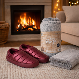 Combo Manta Sherpa Gris Jaspeado + Pantufla Burdeo Llaima