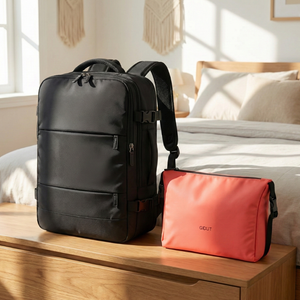 Combo Mochila Viaje Viral Cabina Avión 40L Black y Estuche Organizador. Neceser Broches 27cm x 13cm. Gout Coral