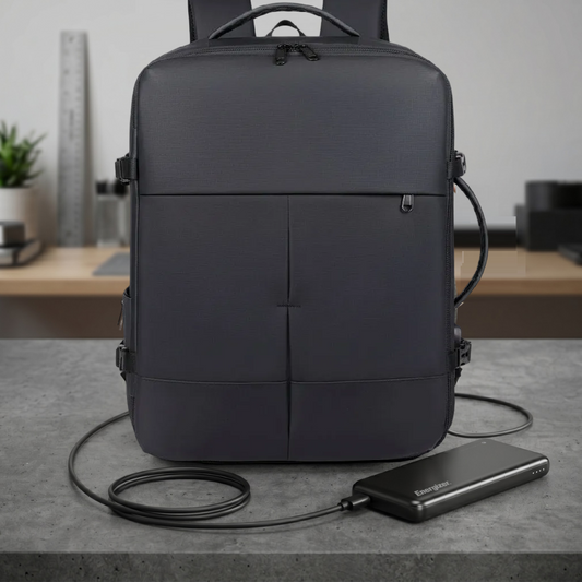 Combo 1 Mochila viaje viral 36L  Black + 1 Powerbank Energizer 10.000 mAh