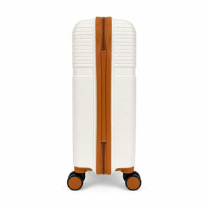 Maleta de Cabina 20" 45L con Candado Blanco y Café Marksman