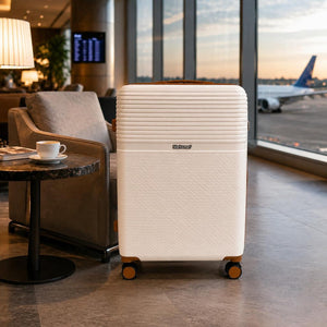 Maleta Mediana 24" 72L con Candado Blanco y Café Marksman
