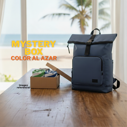 Combo 43% OFF: Mochila Saxoline Preston Azul Marino + Toalla de Playa Redonda 150 cm surtido