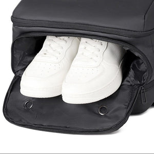 Combo 2 Mochilas Viaje T90 + T91 Impermeable XL 38L Navigator. Negras