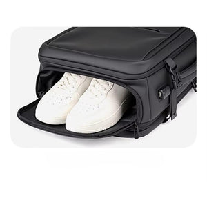 Mochila Viaje Viral 38L. Expandible - Resistente al agua. Black Navigator