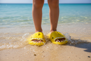 Sandalia Infantil Tiburón Goma Amarillo