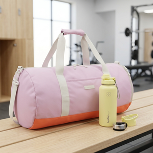 Combo Bolso Duffel Saxoline Nyla 40 L Lila + Botella Térmica Buffer Morea 1 L Lemon