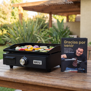 Combo Plancha a Gas GLP 3,74 kW Negra Wayu + Libro Copec Gracias Por Venir - Jorgito Parrillero