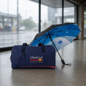 Combo Bolso Logo Colores 33L Oracle Red Bull Racing + Paraguas Retráctil Negro