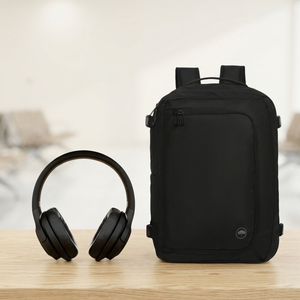Combo Audífono Pulse ANC Negro + Mochila de Viaje Dakota 32L Negro