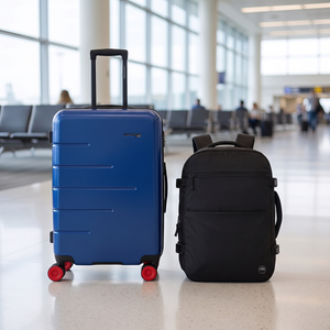 Combo Maleta de Cabina Destinations Bogotá Azul Expandible + Mochila de Viaje Viral Montana 36L Negro Llaima