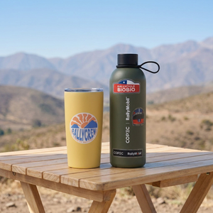 Combo Mug Térmico Copec RallyMobil 580 ml Amarillo + Botella Térmica 500 ml Verde con Stickers