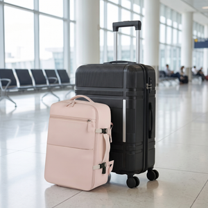 Combo Maleta de Cabina Premium 20" 40L Negro Marksman + Mochila de Viaje Viral 40L Expandible Misty Pink