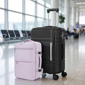 Combo Maleta de Cabina Premium 20" 40L Negro Marksman + Mochila de Viaje Viral 40L Expandible Lila Navigator
