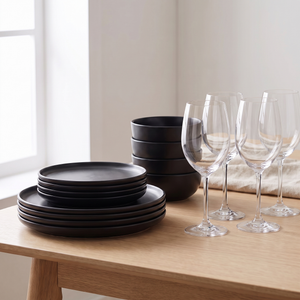 Combo Set Vajilla 12 Piezas Porto Cervo Negro Doral + 12 Copas de Vino de Cristal 520 ml Maison Verre (3 Sets de 4)
